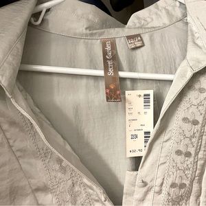 NWT, never worn.  Avenue light grey/silver colored shirt.